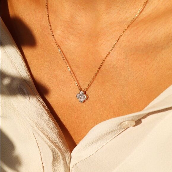 14K Solid Gold Adjustable Clover Necklace - A Perfect Gift - Picture 2 of 10